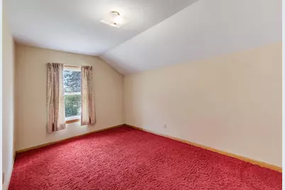 W340N8177  Townline Rd, Lac La Belle, WI 53066 - Photo 15