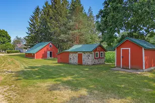 W340N8177 Townline Rd, Lac La Belle, WI 53066 - Photo 23