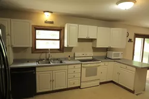 6856 Hamlet Ave, Sparta, WI 54656 - Photo 7