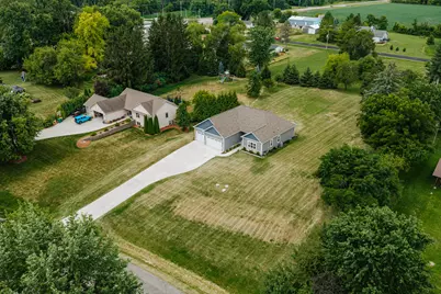 W218N9691  Happy Hollow Ln, Germantown, WI 53022 - Photo 7