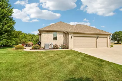 6735  Blue River Way, Racine, WI 53402 - Photo 71