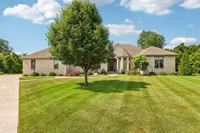 6735  Blue River Way, Racine, WI 53402 - Photo 3