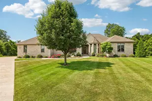 6735 Blue River Way, Racine, WI 53402 - Photo 3