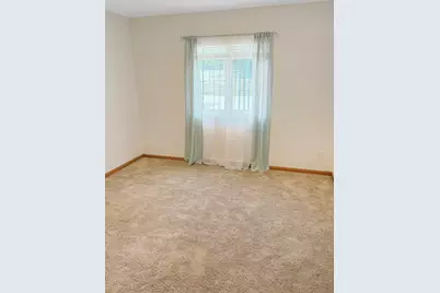 404  Bittersweet Ln, Plymouth, WI 53073 - Photo 21