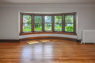 8000 Warren Ave, Wauwatosa, WI 53213 - Photo 11