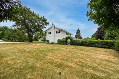 15260  Cascade Dr, Elm Grove, WI 53122 - Photo 47