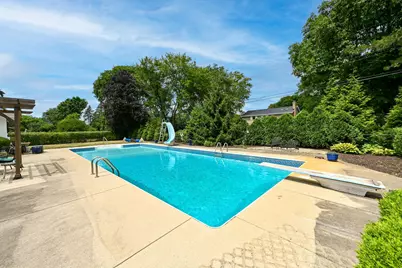 15260  Cascade Dr, Elm Grove, WI 53122 - Photo 41