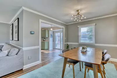 8246  Firwood Ln, Greendale, WI 53129 - Photo 7