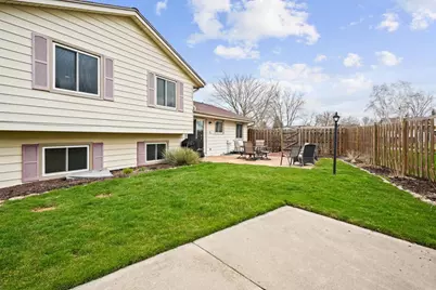 312 N 7th St, Racine, WI 53185 - Photo 23