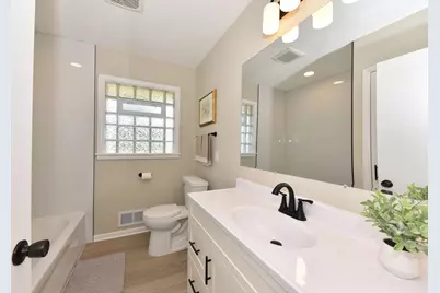 3762 S 77th St, Milwaukee, WI 53220 - Photo 17