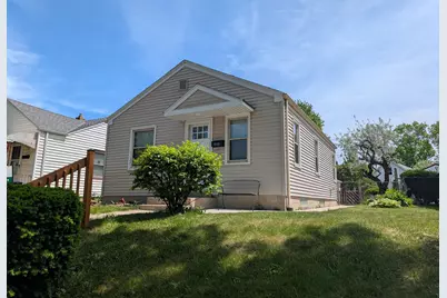 3130 S Clement Ave, Milwaukee, WI 53207 - Photo 3