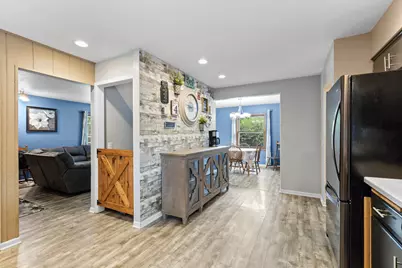 1247  River Park Cir, Mukwonago, WI 53149 - Photo 7