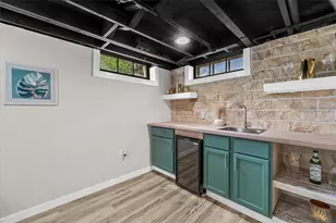 2815 S 91st St, West Allis, WI 53227 - Photo 23