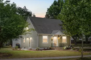 2815 S 91st St, West Allis, WI 53227 - Photo 1