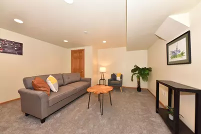 2902  Berkshire Dr, Waukesha, WI 53188 - Photo 29