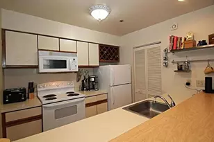 234 N Broadway, Milwaukee, WI 53202 - Photo 7
