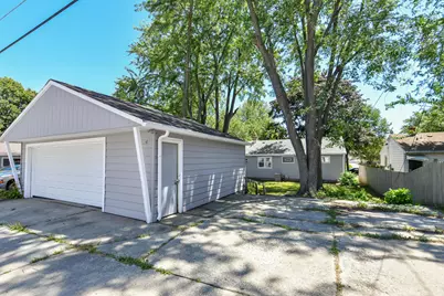 8034 W Grantosa Dr, Milwaukee, WI 53218 - Photo 33