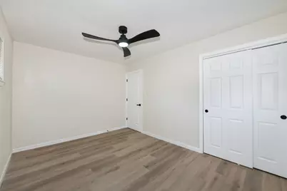 8034 W Grantosa Dr, Milwaukee, WI 53218 - Photo 21