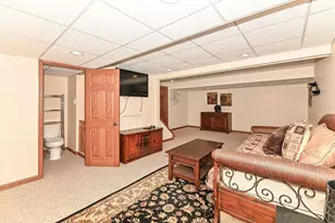7436 W Tuckaway Creek Dr, Franklin, WI 53132 - Photo 23