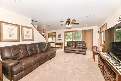 7436 W Tuckaway Creek Dr, Franklin, WI 53132 - Photo 5