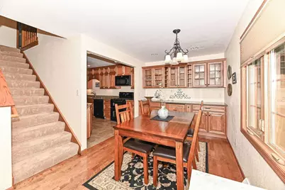 7436 W Tuckaway Creek Dr, Franklin, WI 53132 - Photo 9