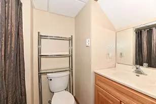 7436 W Tuckaway Creek Dr, Franklin, WI 53132 - Photo 25
