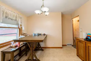 4147 S 52nd St, Milwaukee, WI 53220 - Photo 9