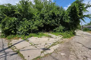2618 N 17th St, Milwaukee, WI 53206 - Photo 19