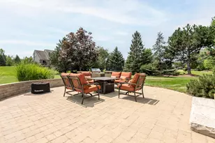 N16W29803 Brookstone Cir, Delafield, WI 53072 - Photo 35