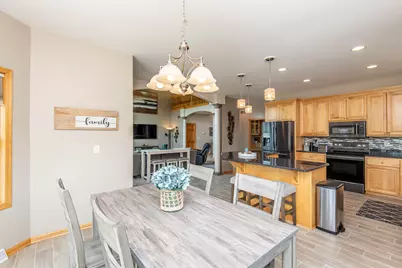 N16W29803  Brookstone Cir, Delafield, WI 53072 - Photo 3