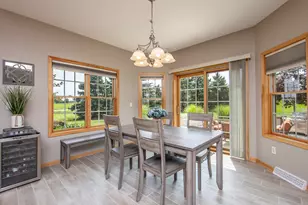 N16W29803 Brookstone Cir, Delafield, WI 53072 - Photo 9