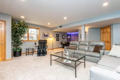 N16W29803  Brookstone Cir, Delafield, WI 53072 - Photo 25