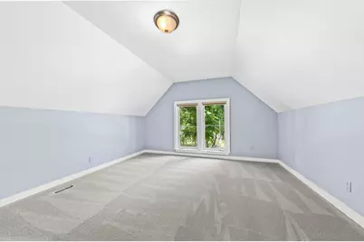 2812 N Pierce St, Milwaukee, WI 53212 - Photo 13
