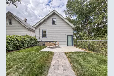 1743 E Bennett Ave, Milwaukee, WI 53207 - Photo 41