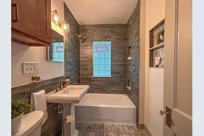 1743 E Bennett Ave, Milwaukee, WI 53207 - Photo 17