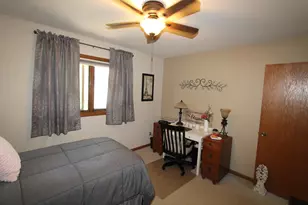217 S 7th St, Racine, WI 53185 - Photo 19