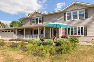 W5247 Plantation Rd, Sugar Creek, WI 53121 - Photo 11