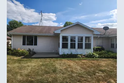 418 E 3rd Ave, Elkhorn, WI 53121 - Photo 25