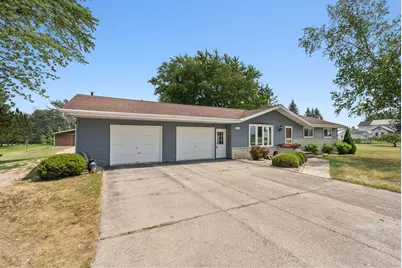 414 N 6th St, Reedsville, WI 54230 - Photo 29