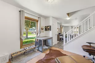 N78W15289 Haymeadow Rd, Menomonee Falls, WI 53051 - Photo 5