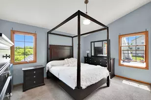 9505 N Michael Ct, Milwaukee, WI 53224 - Photo 7