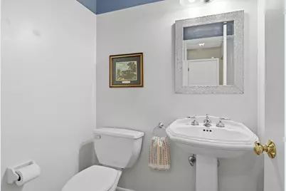 2800  Berkshire Dr, Waukesha, WI 53188 - Photo 19