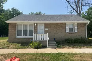 5525 N Long Island Dr, Milwaukee, WI 53209 - Photo 3