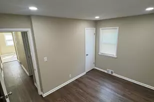 5525 N Long Island Dr, Milwaukee, WI 53209 - Photo 19
