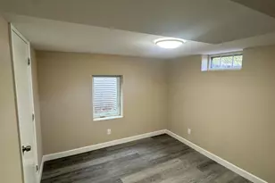 5525 N Long Island Dr, Milwaukee, WI 53209 - Photo 29