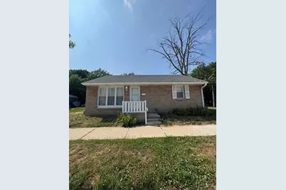 5525 N Long Island Dr, Milwaukee, WI 53209 - Photo 1