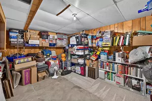 704 Roosevelt Ave, Racine, WI 53406 - Photo 23