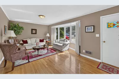 704  Roosevelt Ave, Racine, WI 53406 - Photo 7
