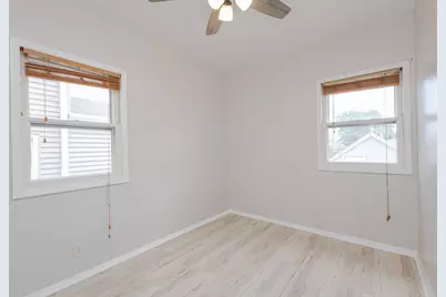 2322 S 63rd St, West Allis, WI 53219 - Photo 11
