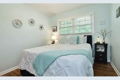235  Oregon St, Racine, WI 53405 - Photo 17